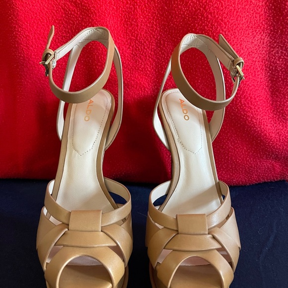 ALDO heels. Size 8. Color: tan neutral - Picture 5 of 5